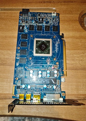 Sapphire HD 7850 Ekran Kartı (yanmış)
