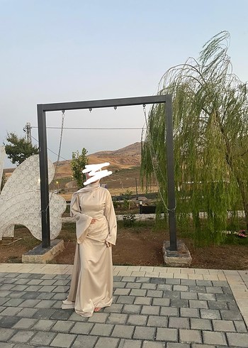 Camel Renkli Uzun Saten Elbise