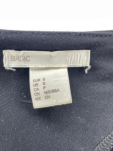 s Beden siyah Renk H&M Kısa Elbise %70 İndirimli.
