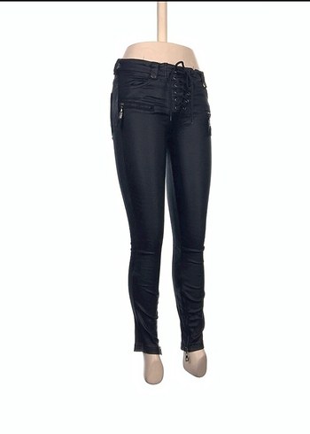 Siyah Deri Kemerli Dar Kesim Pantolon - Görsel 2