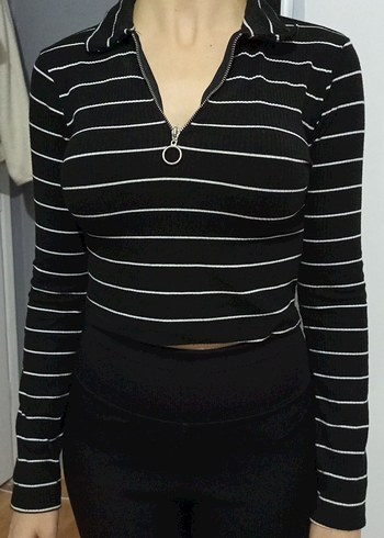 Siyah Çizgili Uzun Kollu Crop Top