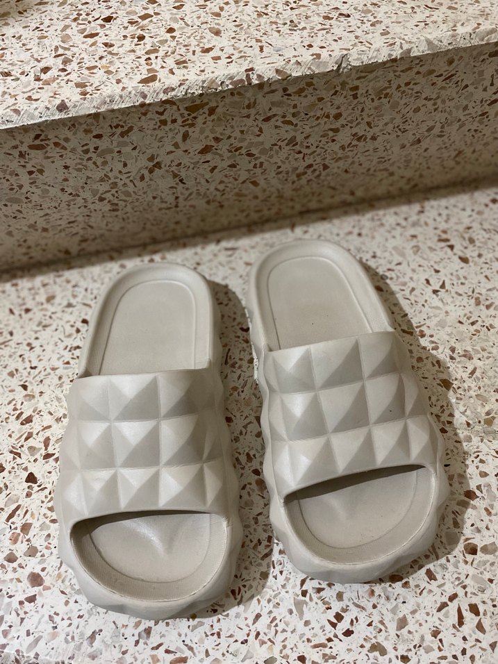 Gri Dolgu Topuk Kadın Terlik - Görsel 5