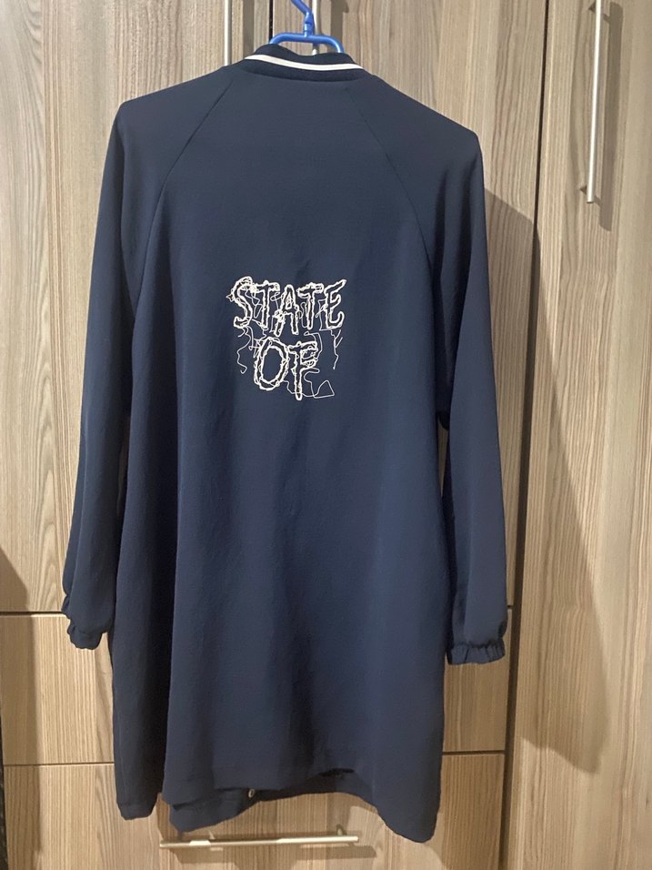 Lacivert mevsimlik hırka - Görsel 3