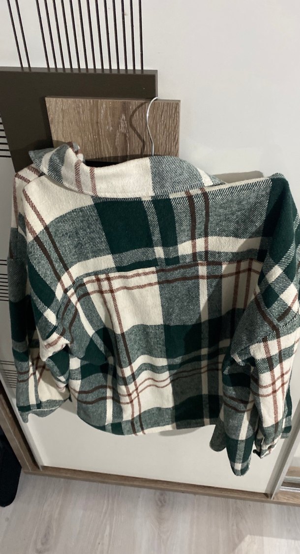 Düğmeli Ekose Desenli Yeşil Gömlek - Görsel 3