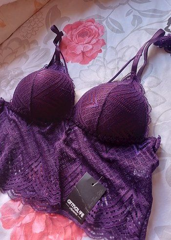 Armalife Mor Mini Dantel Goth Bralet