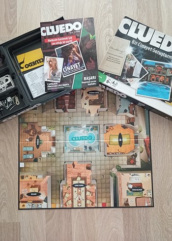 Cluedo Bir Cinayet Soruşturması Kutu Oyunu