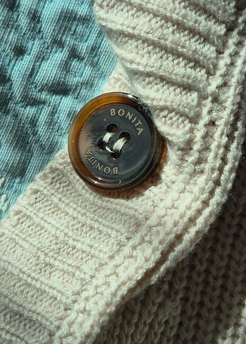 V Yaka Bej Kadın Triko Süveter - Görsel 3