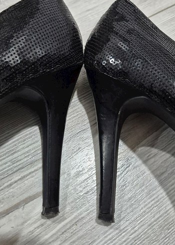 Siyah Parlak Stiletto Topuklu Kadın Ayakkabı - Görsel 6