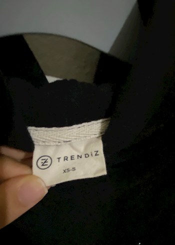 s Beden Trendiz taş baskılı siyah sweatshirt