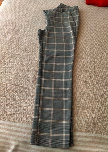 40 Beden gri Renk Gri Kareli kadın Pantolon stradivarius