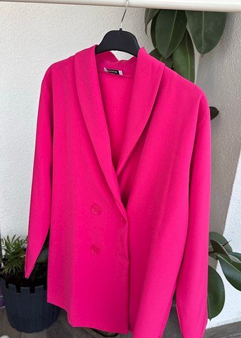 Pembe Düğmeli Uzun Kadın Blazer Ceket