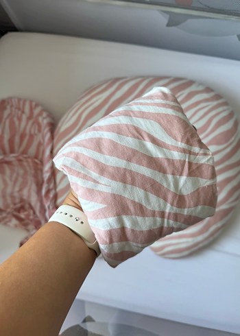 Pembe Zebra Desenli Hamile ve Emzirme Yastığı - Görsel 3