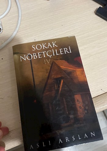 Sokak Nöbetçileri Roman Serisi - 4 Kitap - Görsel 8