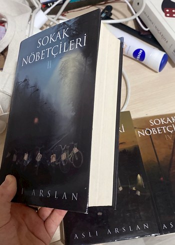 Beden Renk Sokak Nöbetçileri Roman Serisi - 4 Kitap