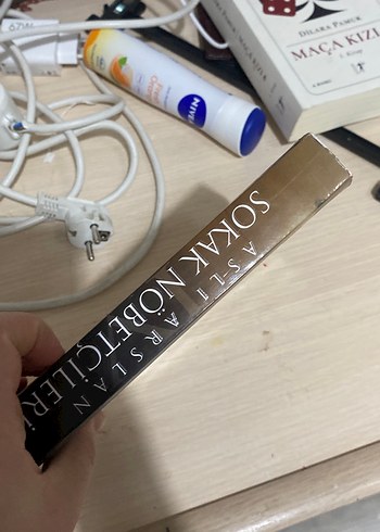 Sokak Nöbetçileri Roman Serisi - 4 Kitap - Görsel 9