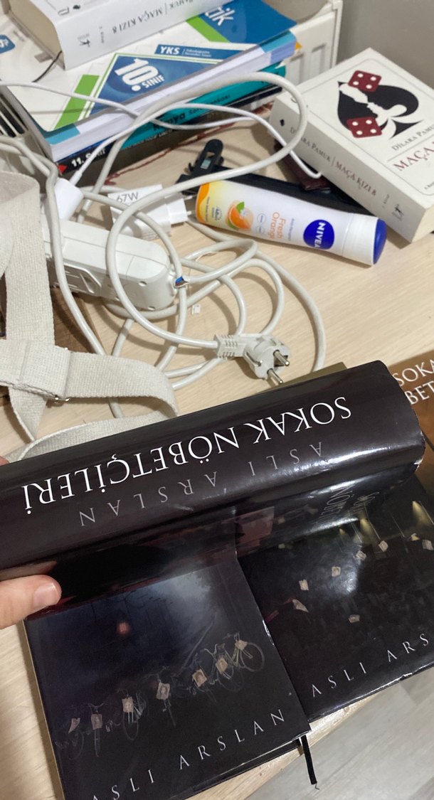 Sokak Nöbetçileri Roman Serisi - 4 Kitap - Görsel 3