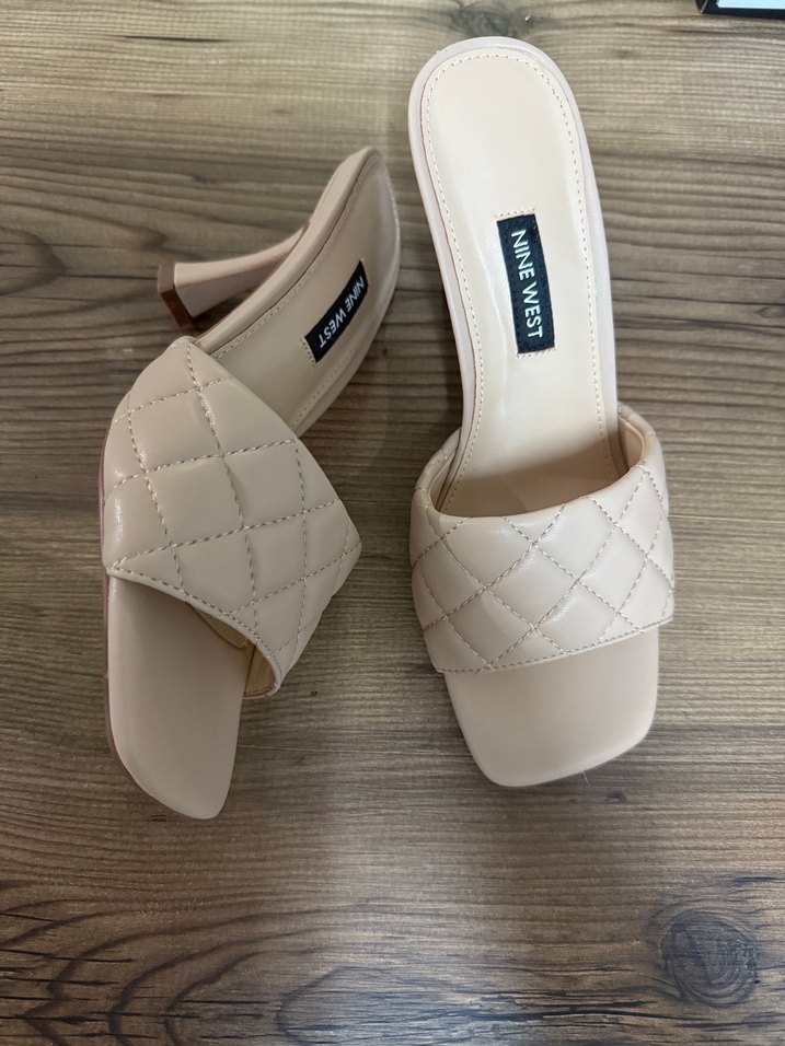 Nine West Kadın Bej Pliseli Topuklu Terlik - Görsel 4