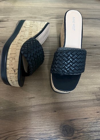 36 Beden NINE WEST Siyah Dolgu Topuklu Kadın Terlik