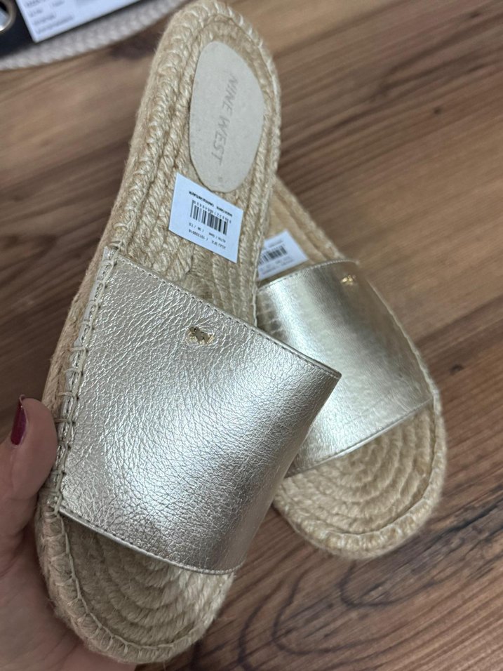 Nine West Altın Renk Kadın Dolgu Topuk Terlik - Görsel 4