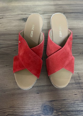 Nine West Kırmızı Süet Dolgu Topuklu Kadın Espadril