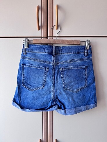 26 Beden Lcw kısa jean