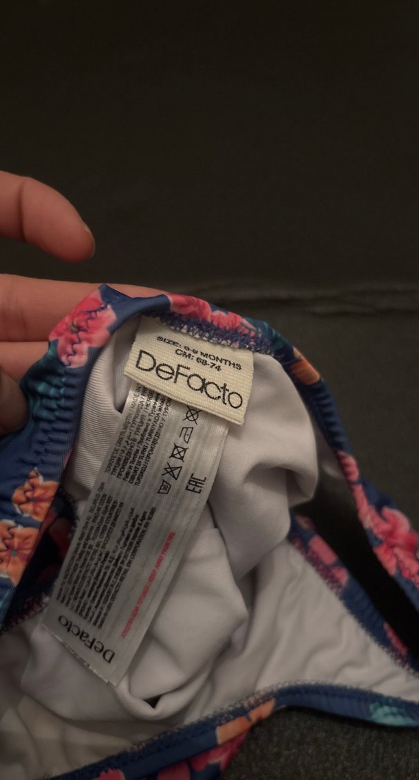 Çiçek Desenli Kız Çocuk Mayo - Görsel 3