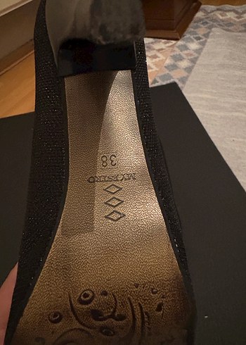 Siyah Platform Topuklu Parlak Yılan Desenli Kadın Ayakkabı - Görsel 2