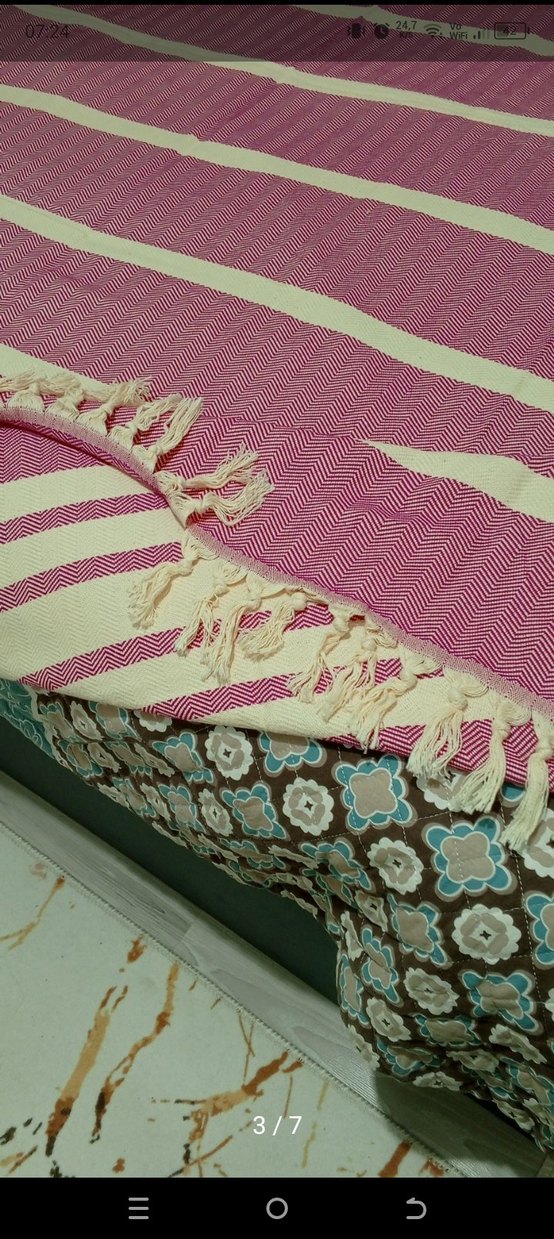 Pembe Çizgili Yatak Örtüsü - Görsel 3