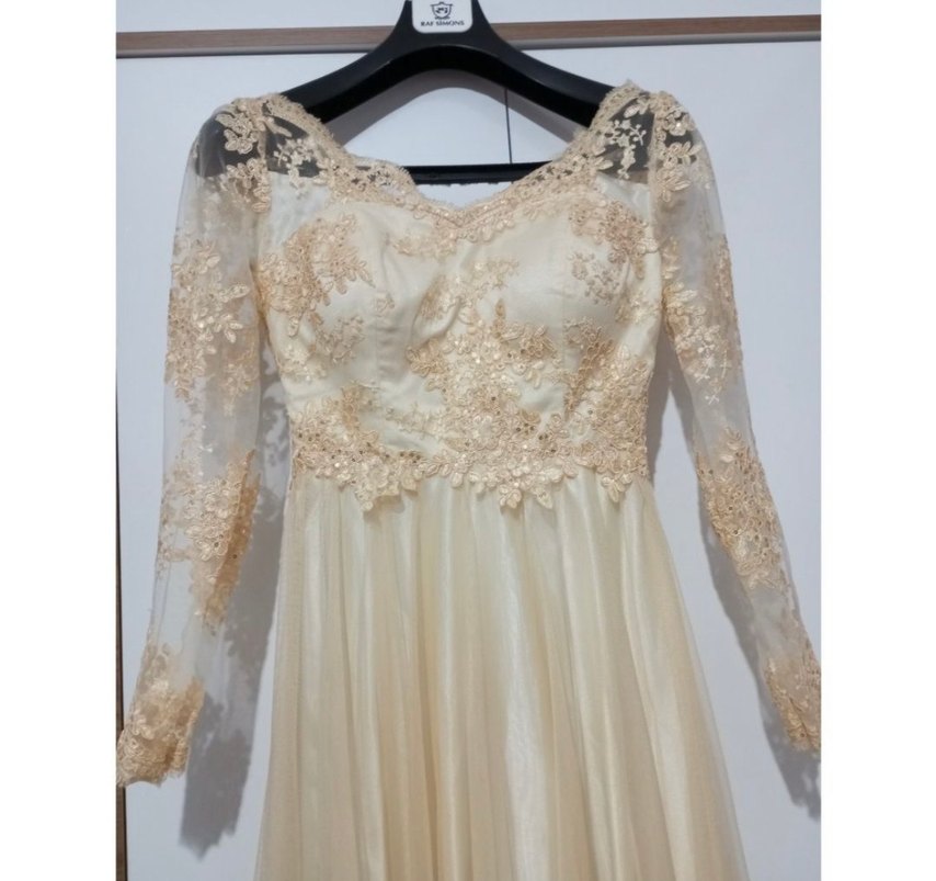 Bej Uzun Kollu Dantelli Kadın Abiye Elbise - Görsel 2