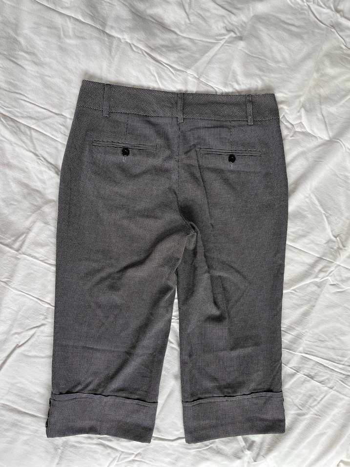 Siyah Düğmeli Kadın Pantolon - Görsel 2