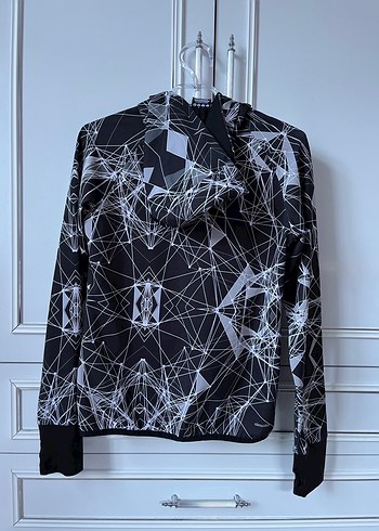 Siyah Baskılı Fermuarlı Kadın Spor Ceket - Görsel 2