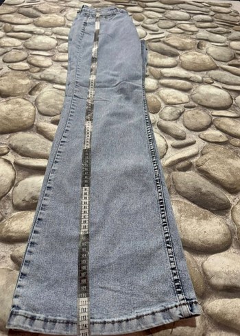 Likralı İspanyol paça jean - Görsel 4