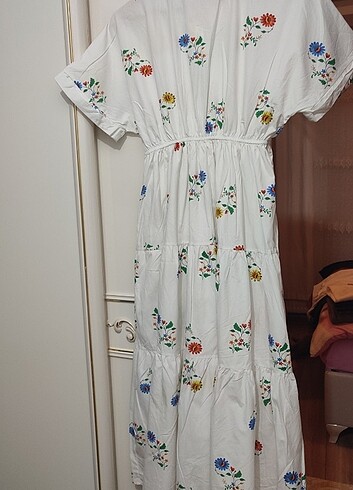 xl Beden beyaz Renk Kadin çiçekli elbise 