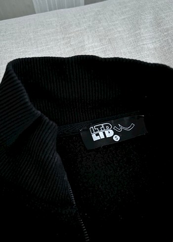 Erkek Siyah Fermuarlı Yüksek Yakalı Sweatshirt - Görsel 3