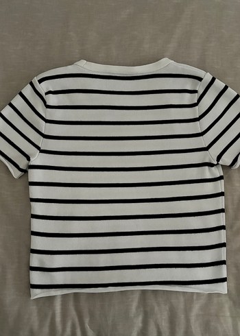 Kadın Beyaz Siyah Çizgili Kısa Kollu Tişört - Görsel 2