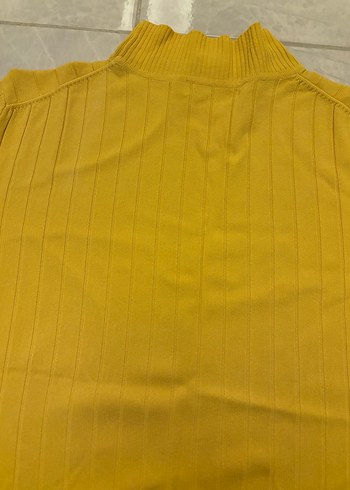 Sarı Kısa Kollu Boğazlı Kadın Keten Kazak - Görsel 4