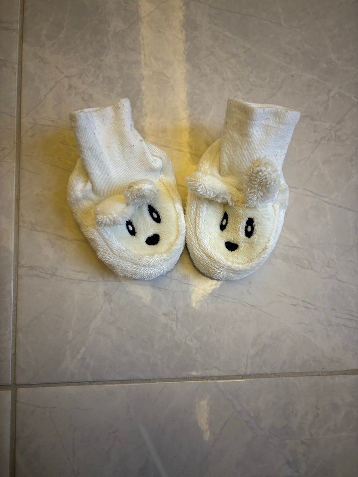 Nakışlı Beyaz Kız-Erkek Çocuk Ev Patiği - Görsel 2