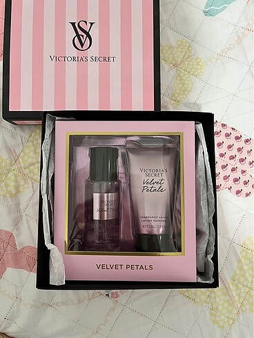 Victorias secret body mist set