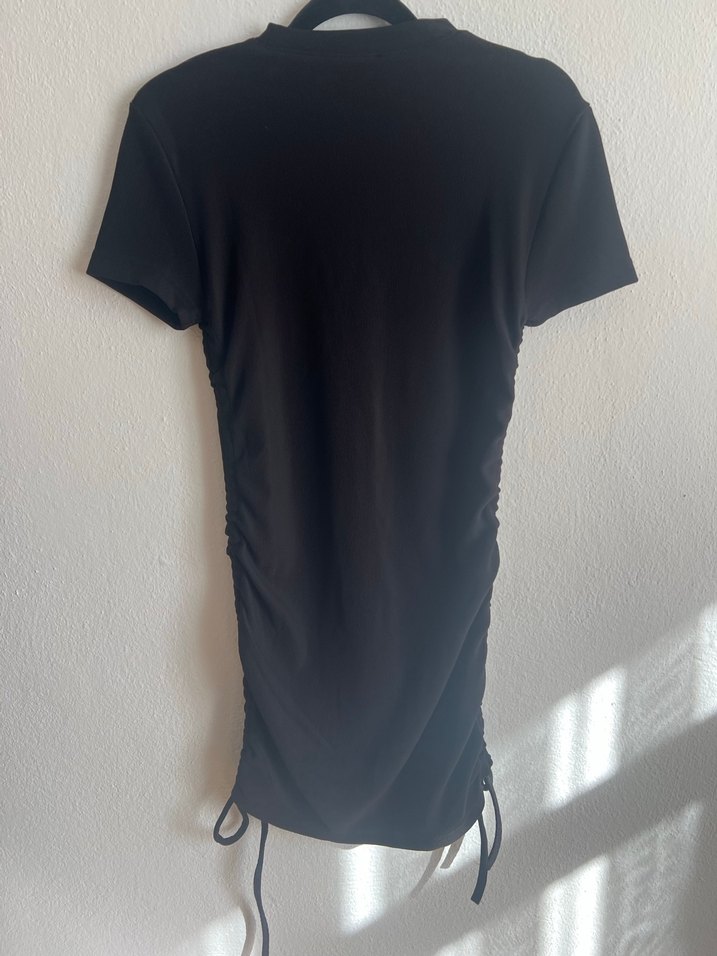 Siyah Kısa Kollu Midi Triko Elbise - Görsel 5