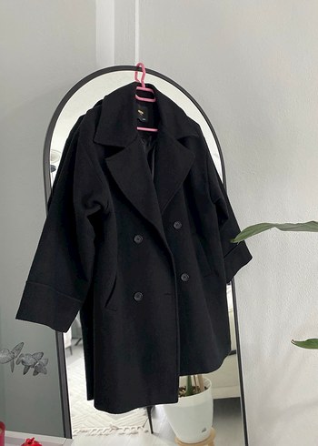 Siyah Çift Düğmeli Yün Kaban - Görsel 4