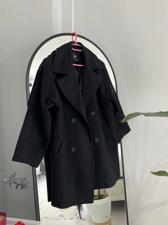 Siyah Çift Düğmeli Yün Kaban - Görsel 4