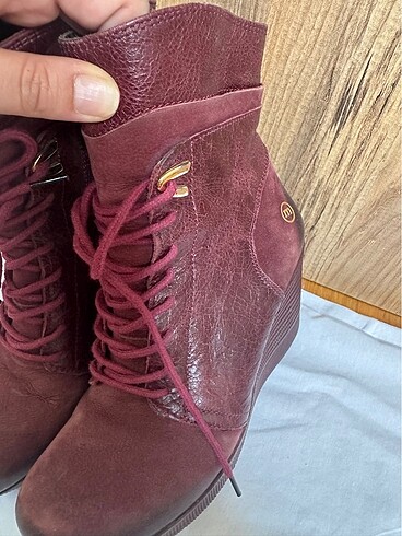 36 Beden bordo Renk Mammamia Kadın Bot