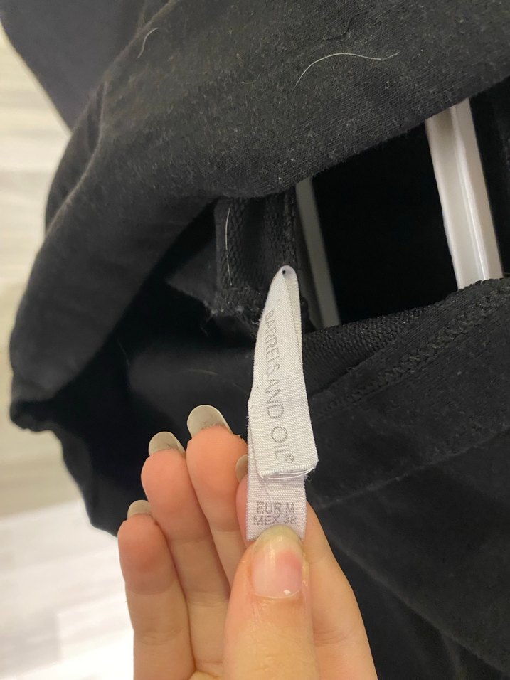 Kapüşonlu Siyah Baskılı Kadın Sweatshirt - Görsel 3