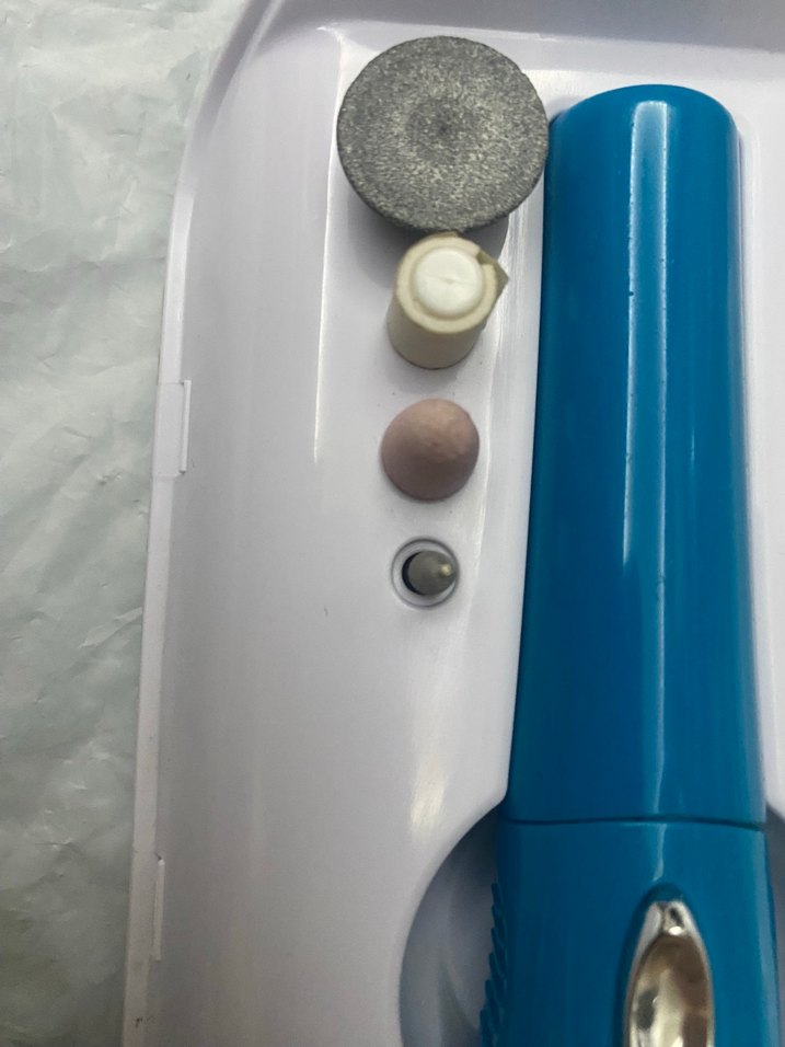 Avon elektrikli tırnak törpüsü tırnak bakım seti - Görsel 3