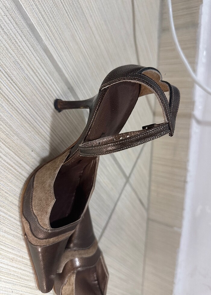 Vintage süet detaylı topuklu ayakabı - Görsel 5