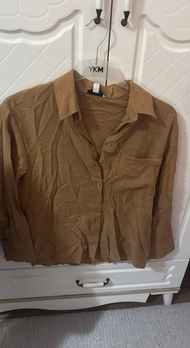 Bej KDüğmeli Kadın Gömlek ipekyol - Görsel 3