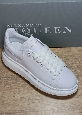 Alexander McQueen Beyaz Unisex Spor Ayakkabı