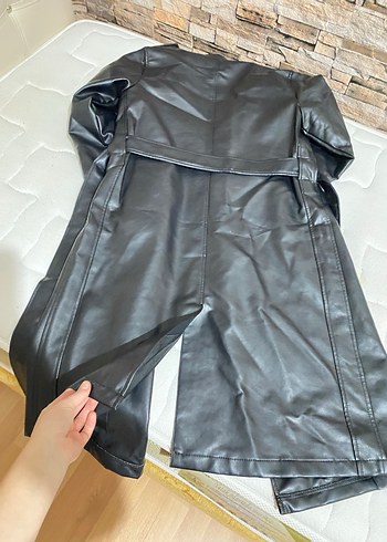 Siyah Uzun Deri Kadın Ceket - Görsel 5