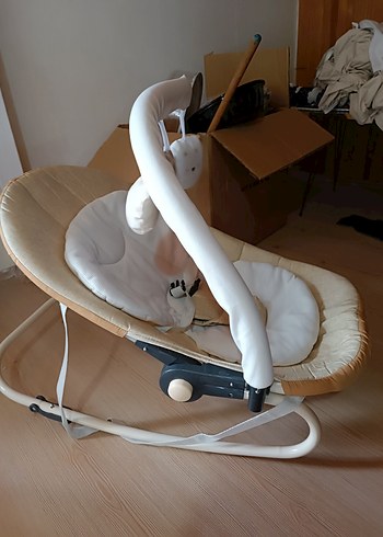 Beyaz Bebek Beşiği ve Sallanır Koltuk - Görsel 4