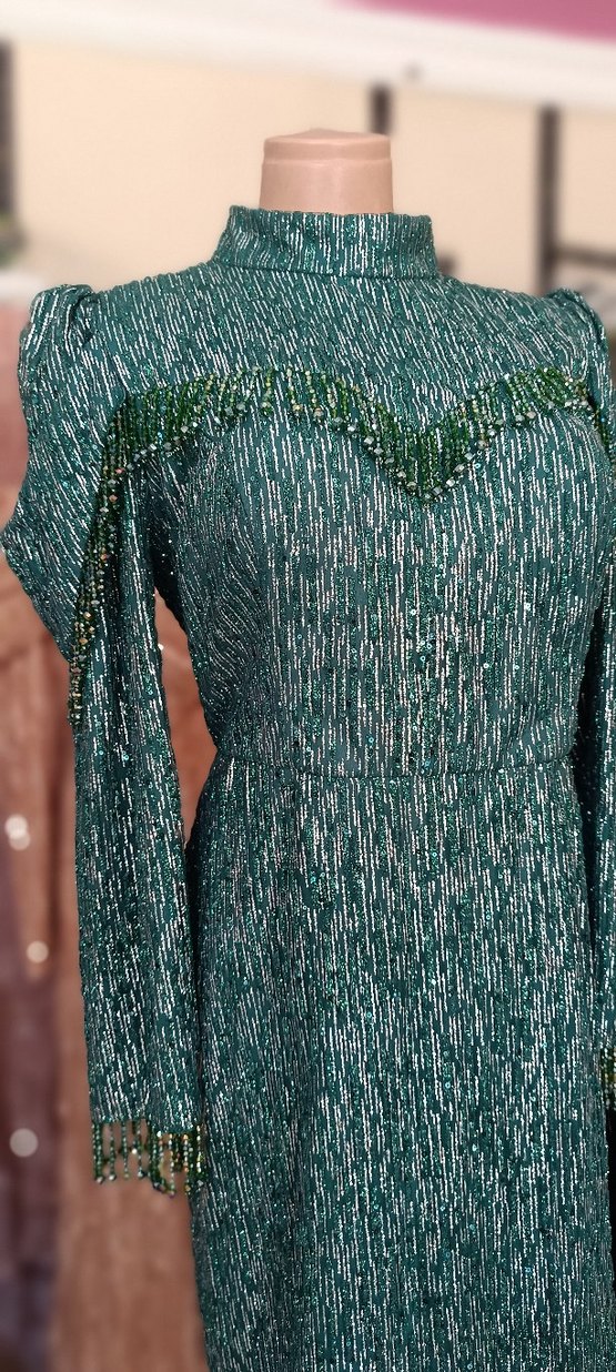 yeşil simli boncuklu abiye sıfır etiketli ürün satılık fiyat - Görsel 4